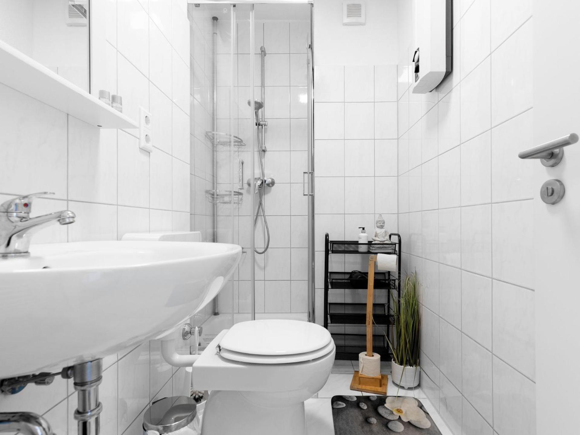 Vaz Apartments E01 Kueche, Tv, Netflix, Ca 15 Min Messe U Hbf Есен Екстериор снимка